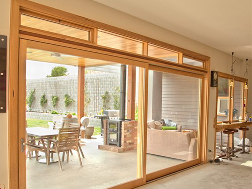 怎么挑選鋁木門窗？